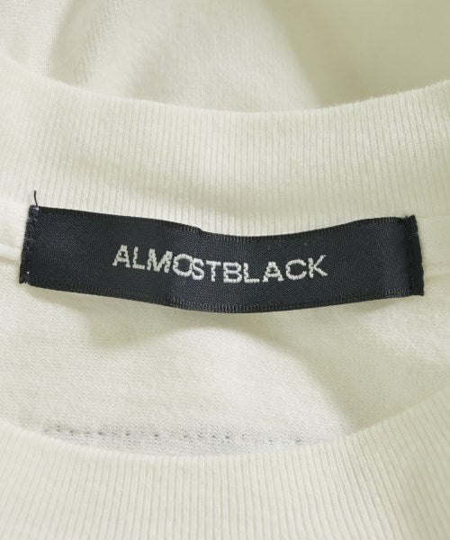 ALMOSTBLACK เสื้อยืด/เสื้อท็อปส์