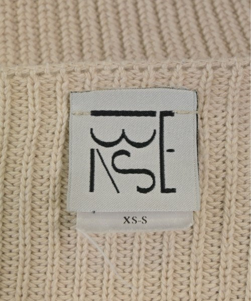 Baserange เสื้อกันหนาว