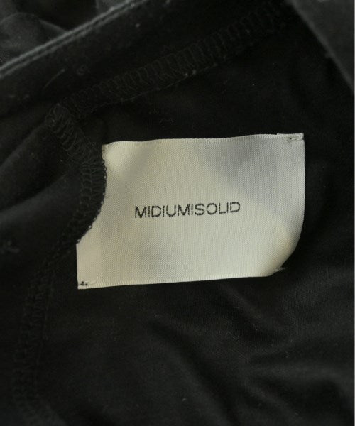 MIDIUMISOLID ชุดเดรส