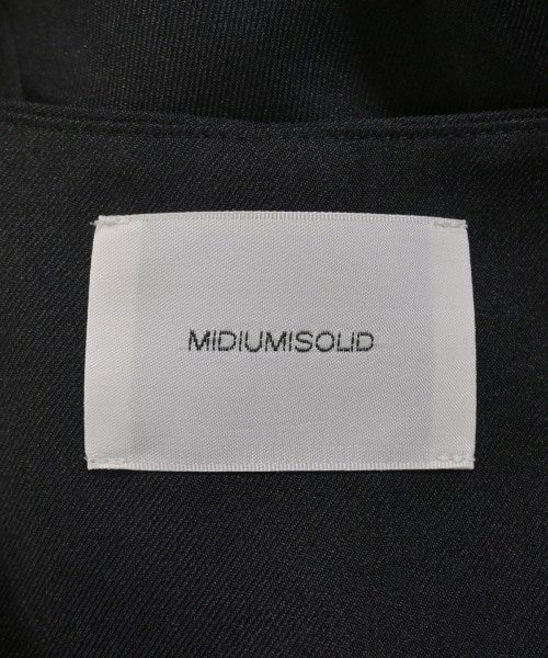MIDIUMISOLID ชุดเดรส