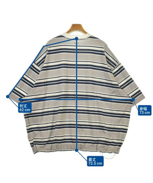 is-ness เสื้อยืด/เสื้อท็อปส์
