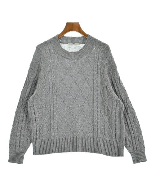 TONAL เสื้อกันหนาว