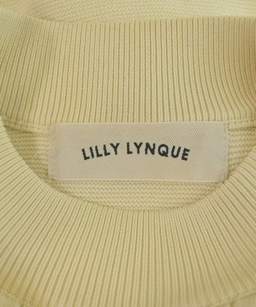 Lilly Lynque เสื้อกันหนาว