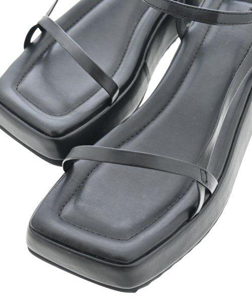 MAISON SPECIAL รองเท้าแตะ