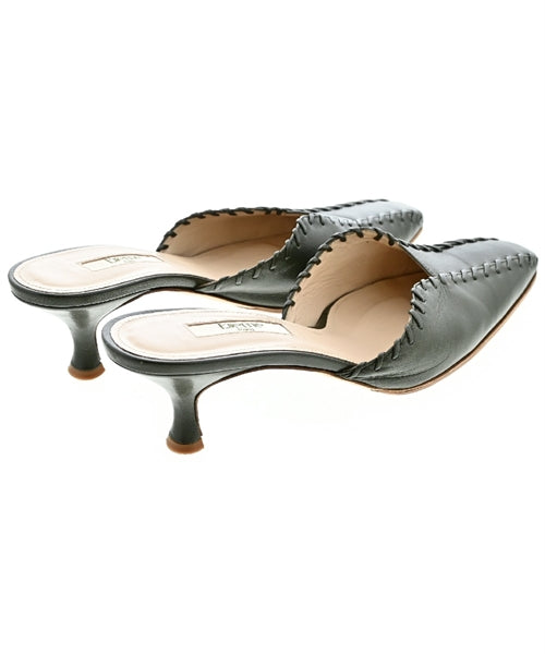 elleme รองเท้าแตะ