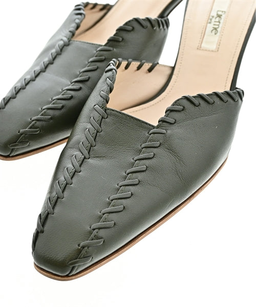 elleme รองเท้าแตะ