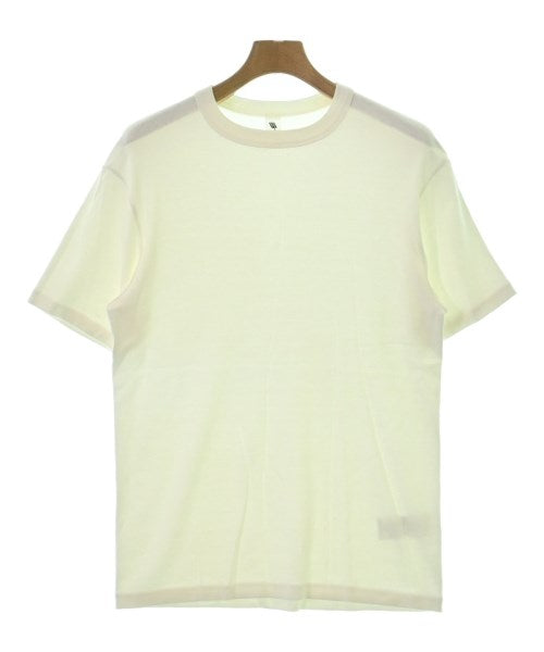 LE เสื้อยืด/เสื้อท็อปส์