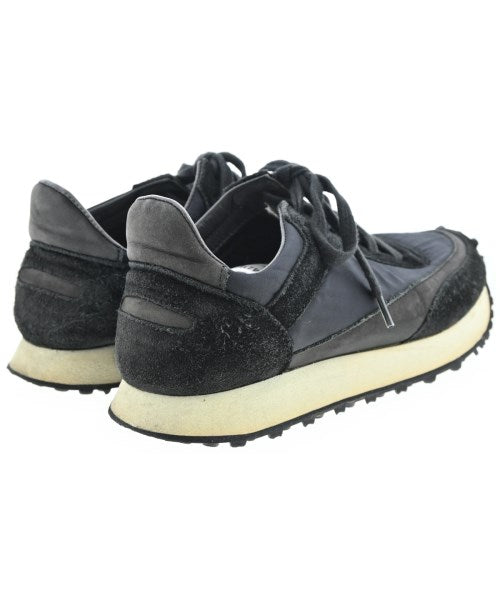 COMME des GARCONS COMME des GARCONS รองเท้าผ้าใบ