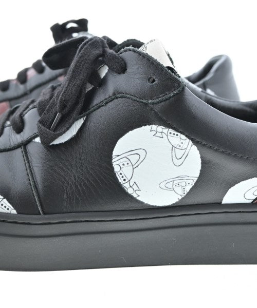 Vivienne Westwood รองเท้าผ้าใบ