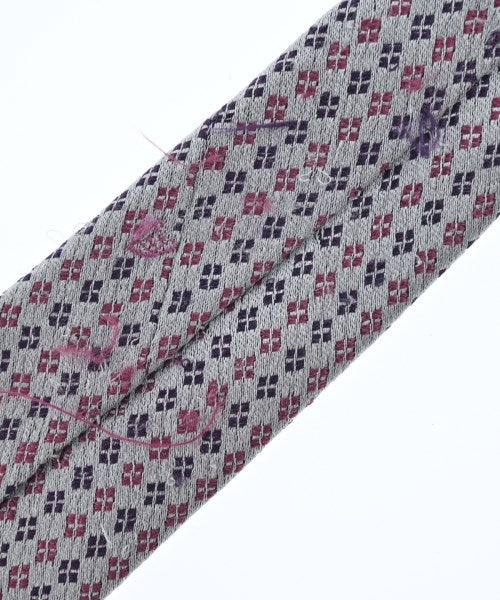 Vivienne Westwood เนคไท