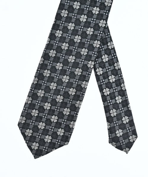 Vivienne Westwood เนคไท