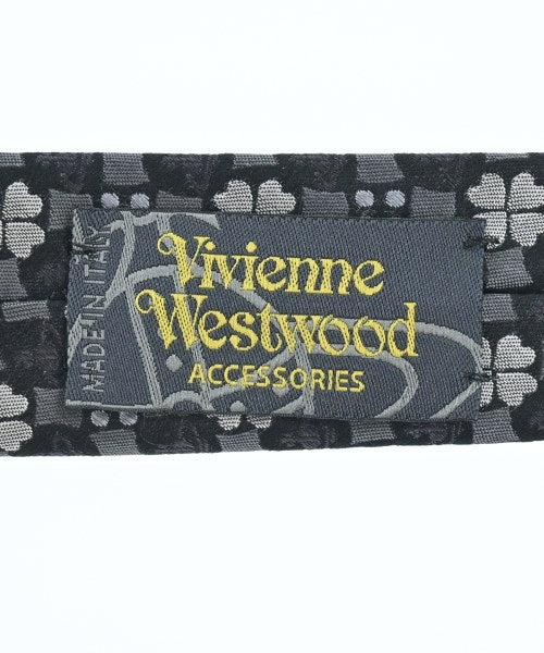 Vivienne Westwood เนคไท