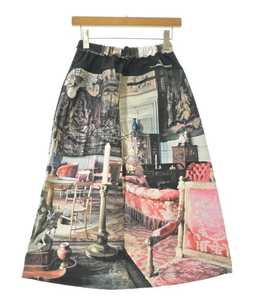 Vivienne Westwood กระโปรงยาวถึงเข่า