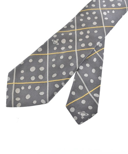 Vivienne Westwood เนคไท