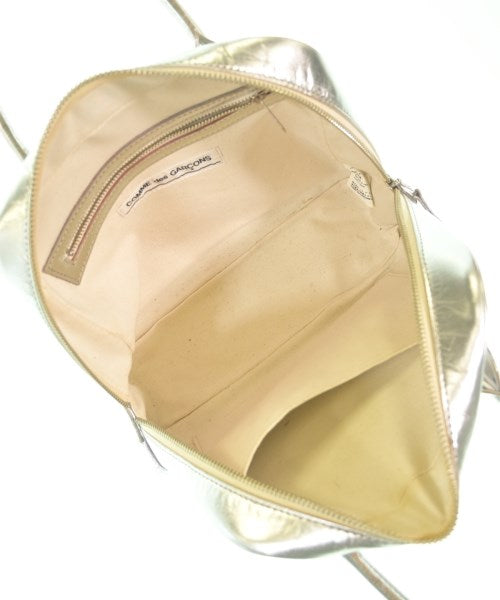 COMME des GARCONS กระเป๋าถือ