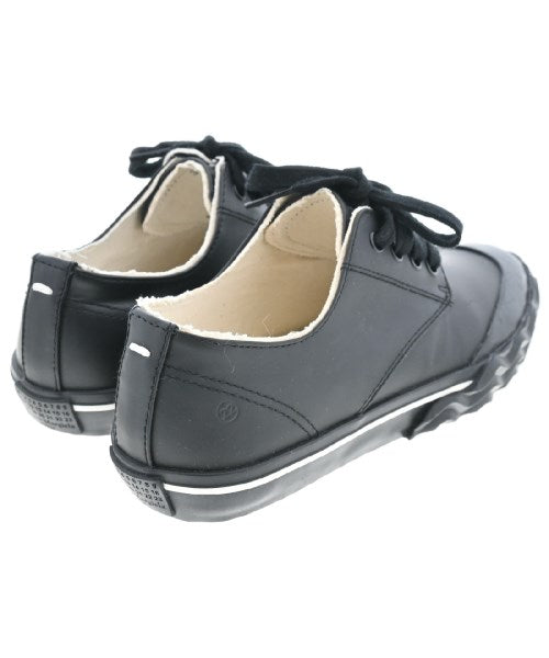 Maison Margiela รองเท้าผ้าใบ