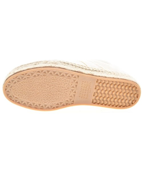 Maison Margiela รองเท้าผ้าใบ