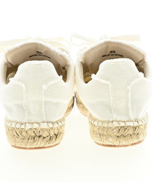 Maison Margiela รองเท้าผ้าใบ