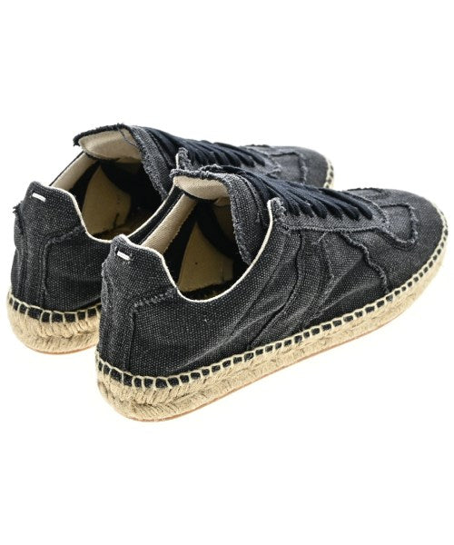 Maison Margiela รองเท้าผ้าใบ