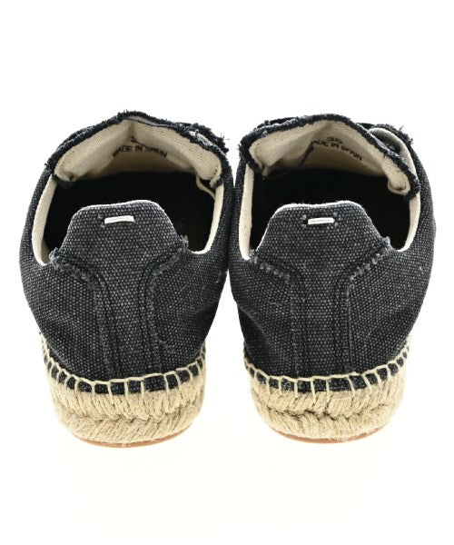 Maison Margiela รองเท้าผ้าใบ