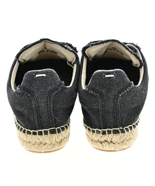 Maison Margiela รองเท้าผ้าใบ