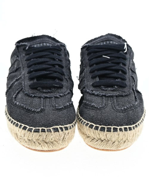 Maison Margiela รองเท้าผ้าใบ