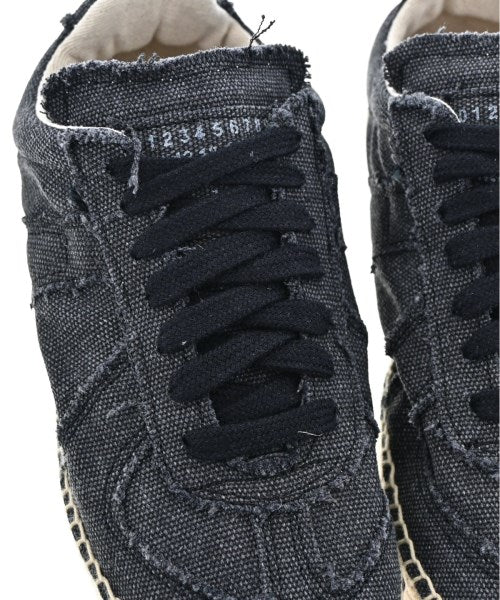 Maison Margiela รองเท้าผ้าใบ