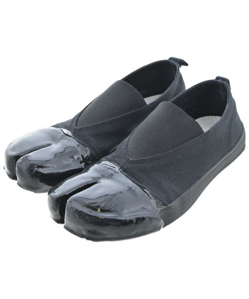 Maison Margiela รองเท้าผ้าใบ