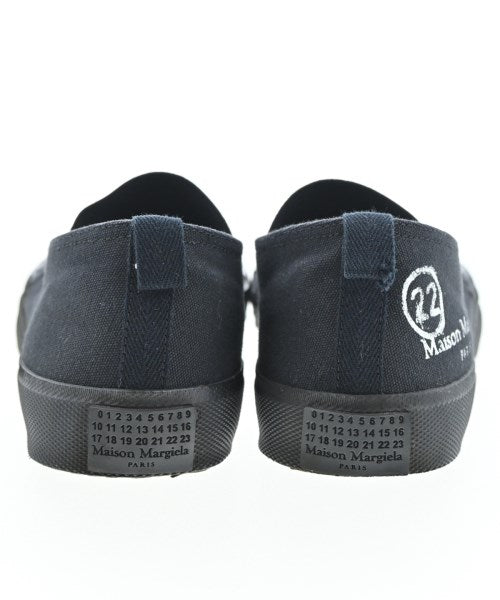 Maison Margiela รองเท้าผ้าใบ