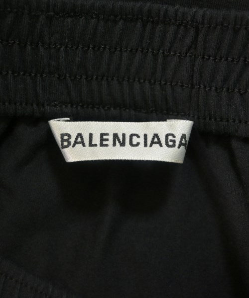 BALENCIAGA กระโปรงยาวถึงเข่า