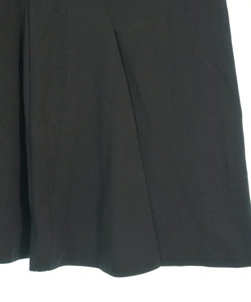 BALENCIAGA กระโปรงยาวถึงเข่า