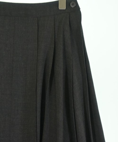 ISSEY MIYAKE กระโปรงยาวถึงเข่า