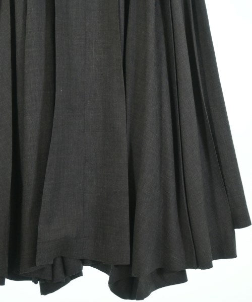 ISSEY MIYAKE กระโปรงยาวถึงเข่า