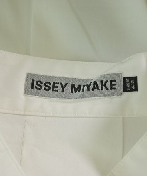 ISSEY MIYAKE เสื้อลำลอง