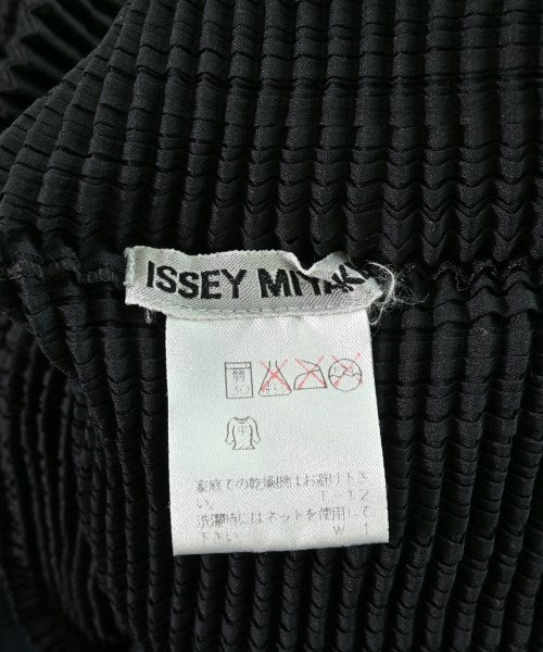 ISSEY MIYAKE เสื้อลำลอง