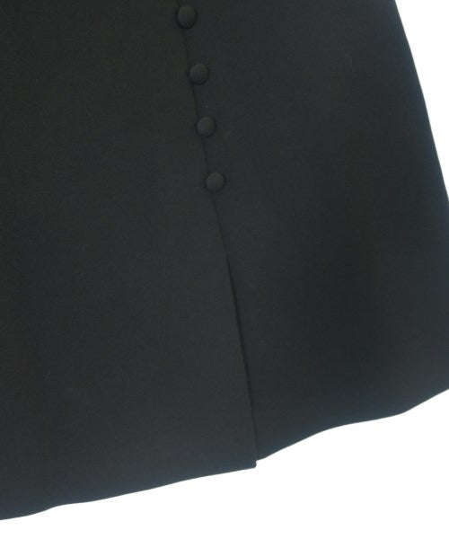 TARA JARMON กระโปรงสั้น