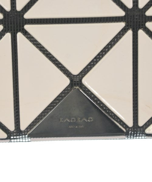 BAO BAO ISSEY MIYAKE คลัตช์