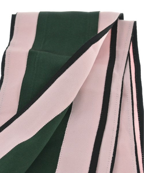 UNDER COVER ผ้าคลุมไหล่