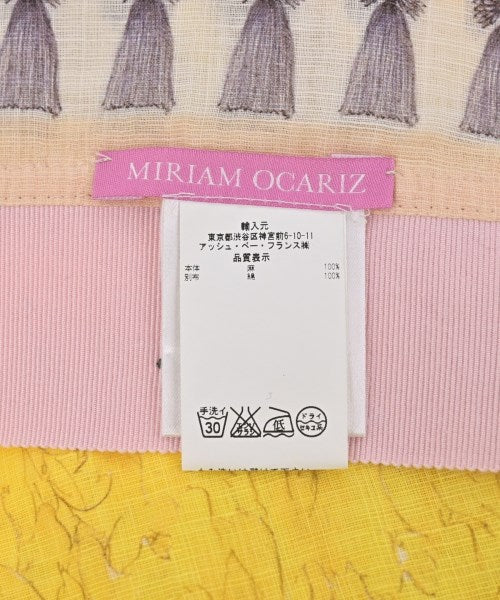 Miriam Ocariz ผ้าคลุมไหล่