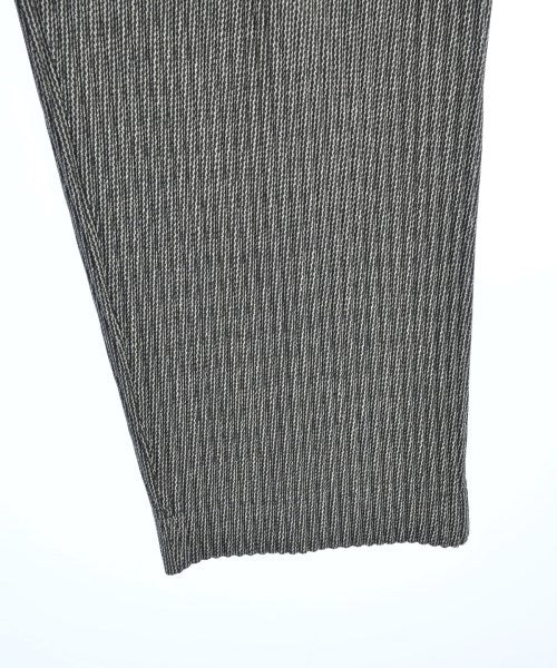 HOMME PLISSE กางเกง อื่น