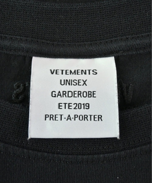 VETEMENTS เสื้อยืด/เสื้อท็อปส์