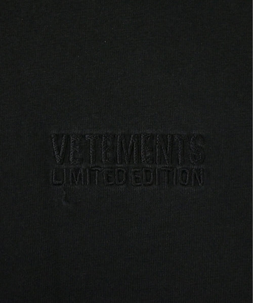 VETEMENTS เสื้อยืด/เสื้อท็อปส์
