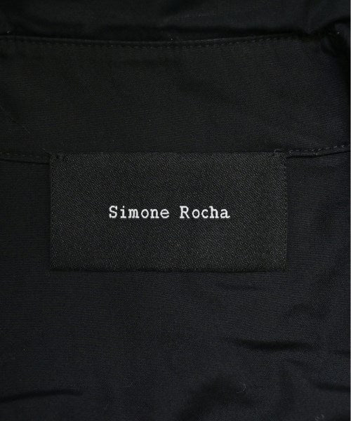 Simone Rocha เดรสที่เป็นเสื้อเชิ้ตตัวยาว