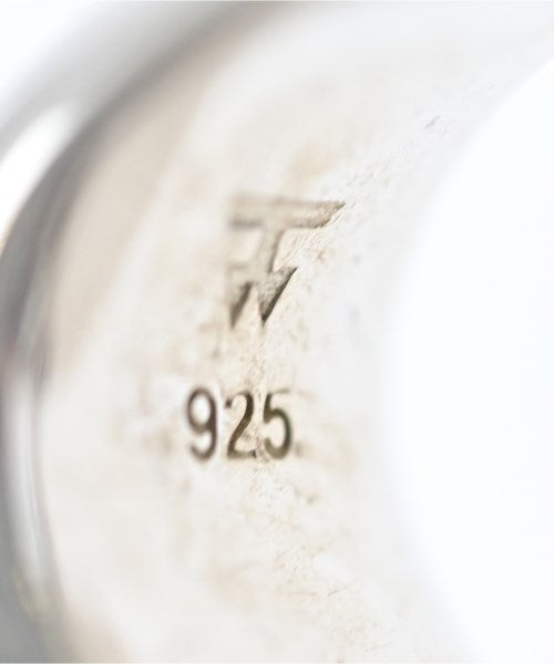 TOM WOOD เจาะ