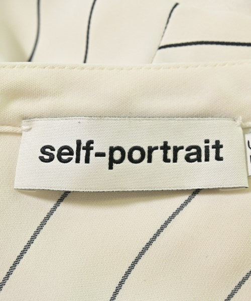 self-portrait เสื้อลำลอง