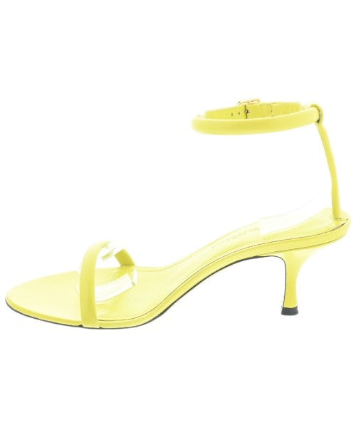 Victoria Beckham รองเท้าแตะ