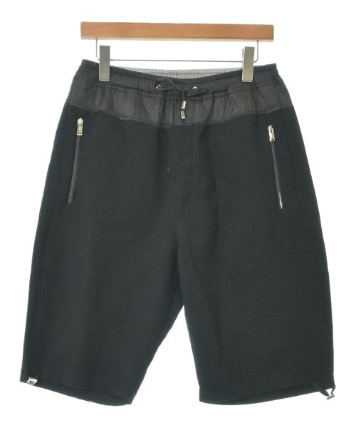 CoSTUME NATIONAL กางเกงขาสั้น