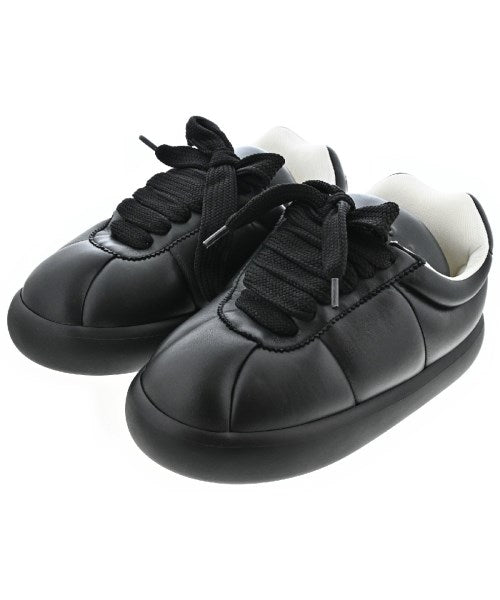 MARNI รองเท้าผ้าใบ