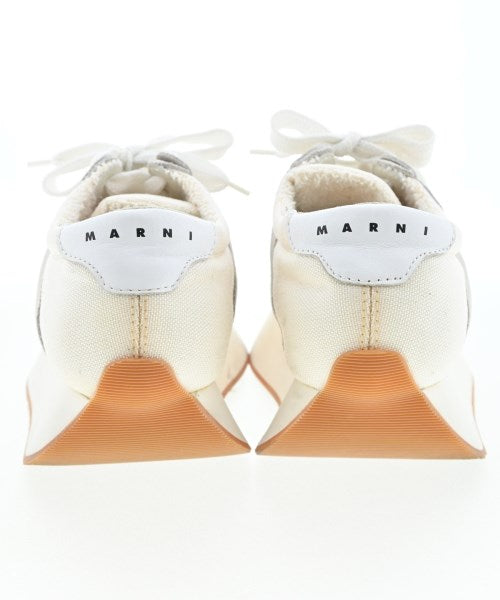 MARNI รองเท้าผ้าใบ