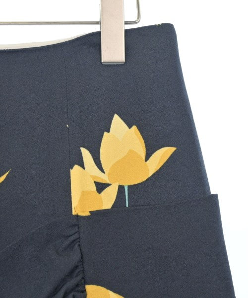 MARNI กระโปรงยาวถึงเข่า